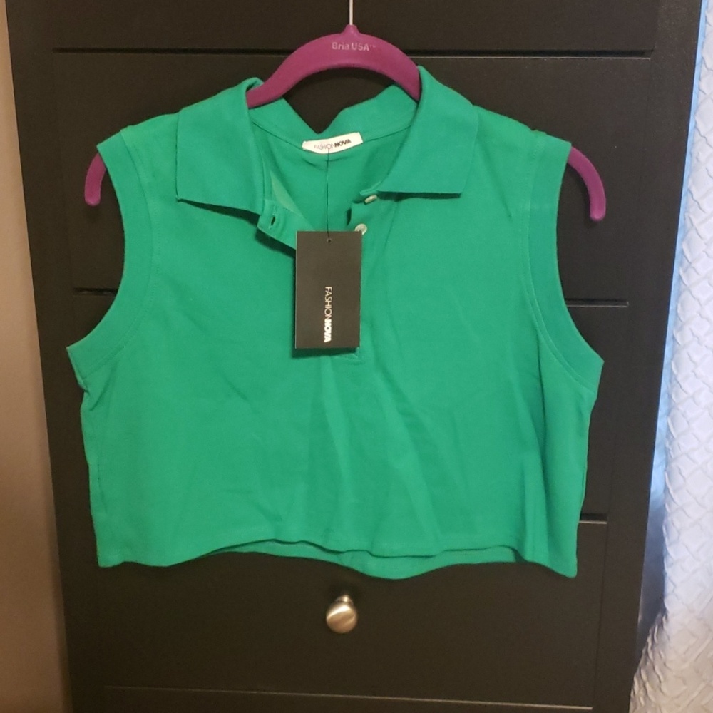 Fashion nova crop top.